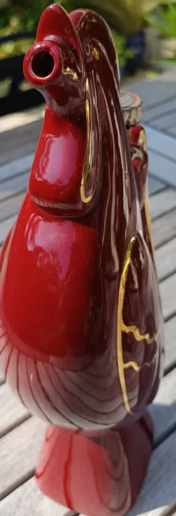 Bouteille céramique rouge garnier
