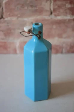 Bouteille de limonade en grès vernissé bleu , grès d'Alsace, poterie, collection