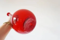 Bouteille Empoli italienne en verre soufflé rouge