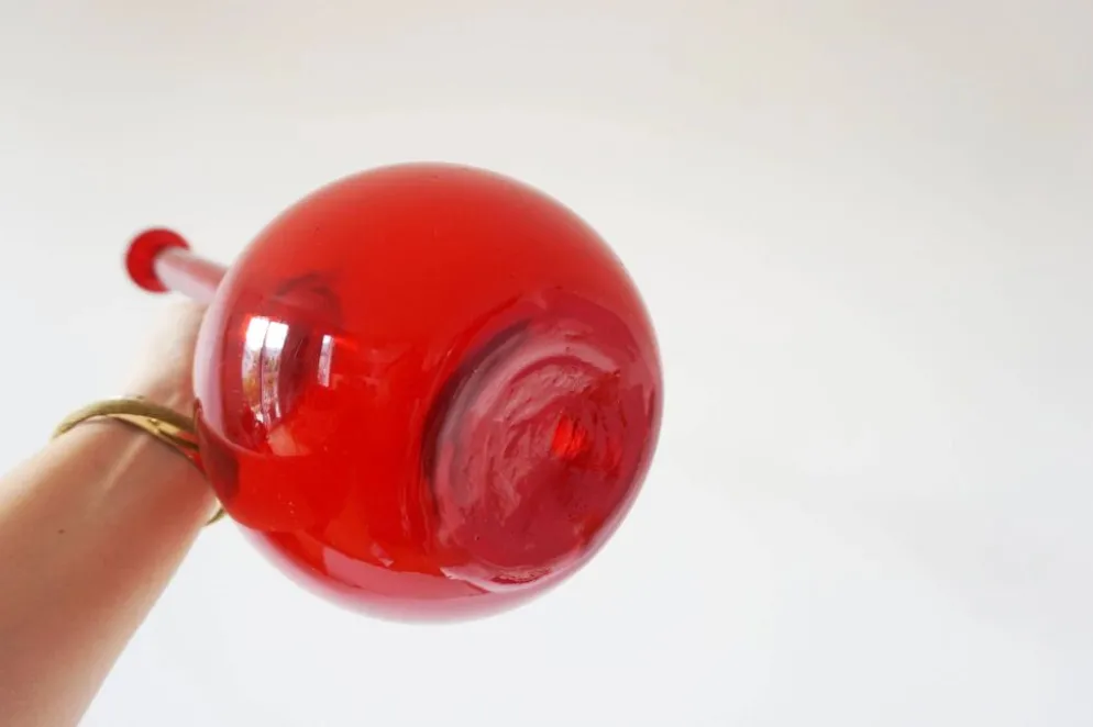Bouteille Empoli italienne en verre soufflé rouge