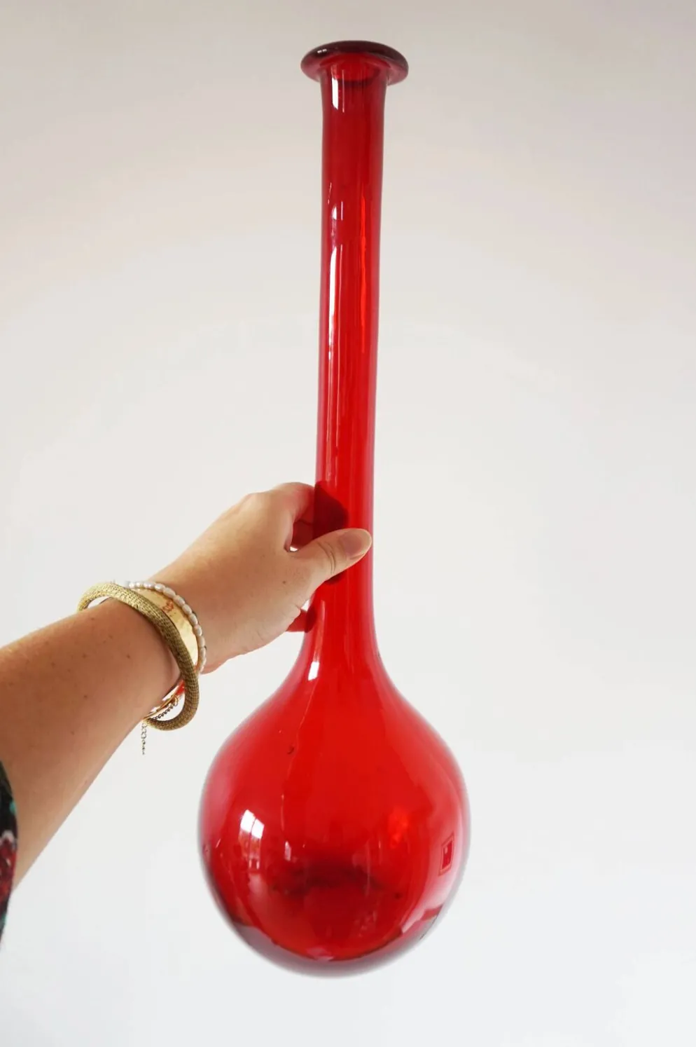 Bouteille Empoli italienne en verre soufflé rouge