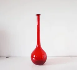 Bouteille Empoli italienne en verre soufflé rouge
