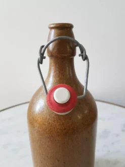 Bouteille en grès