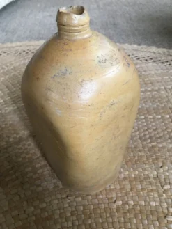 Bouteille en grès