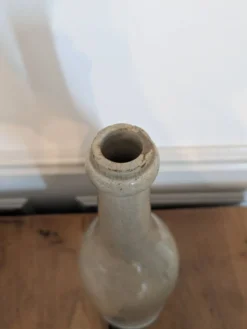 Bouteille en grès