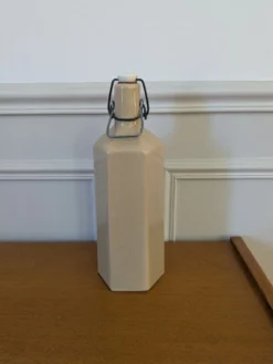 Bouteille en grès