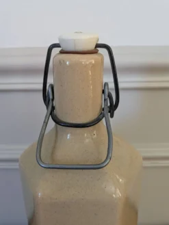 Bouteille en grès