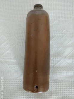Bouteille en grès