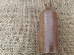 Bouteille en grès
