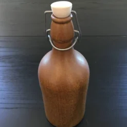 Bouteille en grès beige