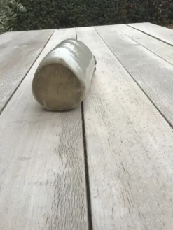 Bouteille en grès forme triangle