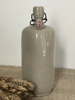 Bouteille en grès 