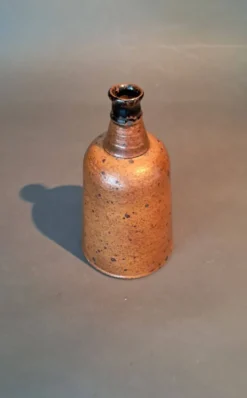 Bouteille en grès émaillé Pierre Digan (1941/2016).
