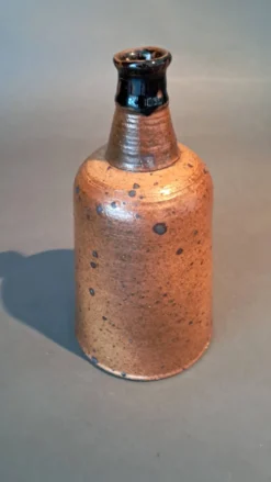 Bouteille en grès émaillé Pierre Digan (1941/2016).