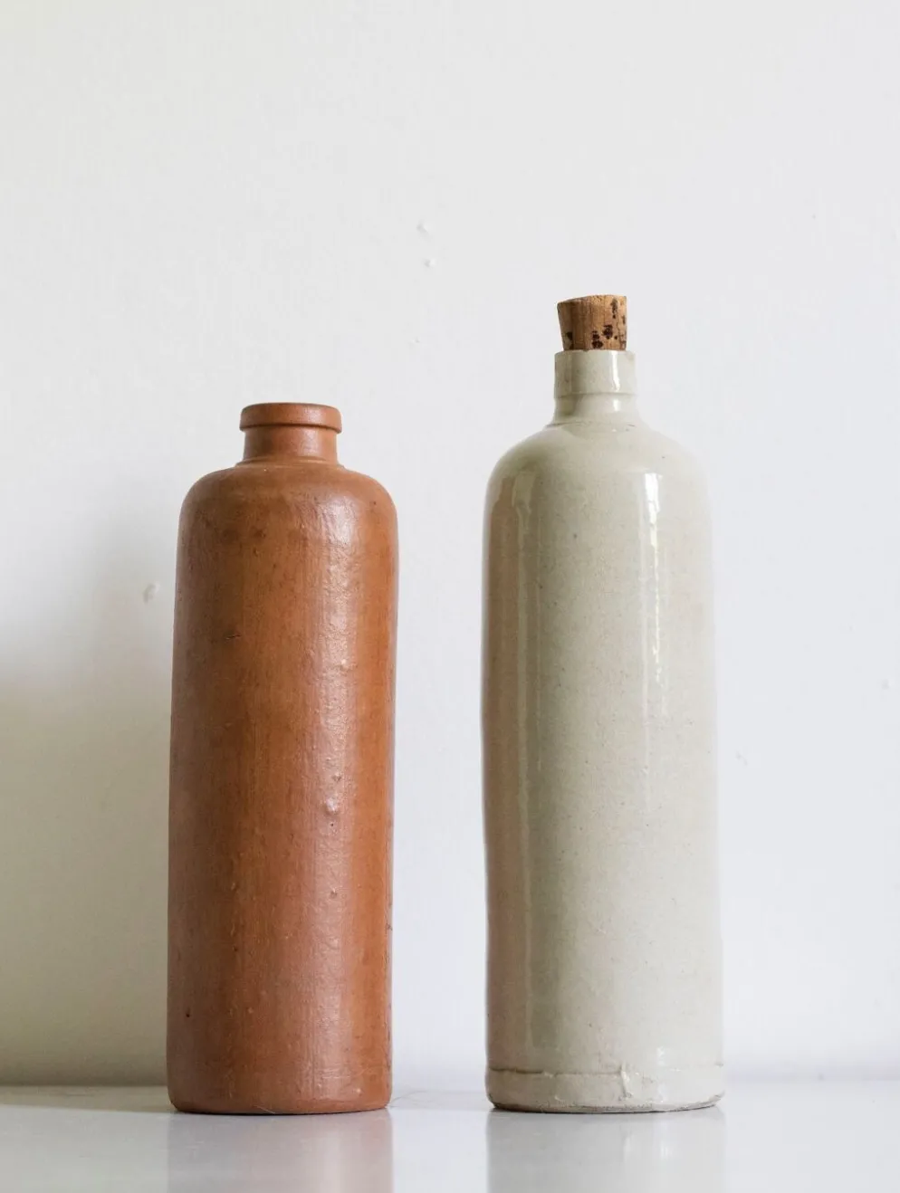 Bouteille en grès marron vintage