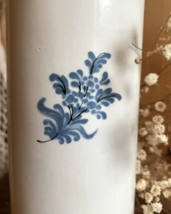 Bouteille en grès peinte