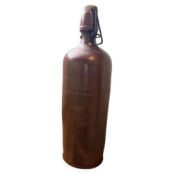 Bouteille en grès vernissé vintage 2106221