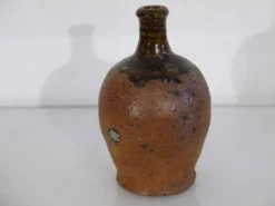 Bouteille en grés vintage 1960
