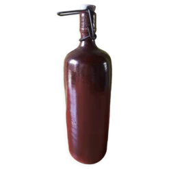 Bouteille en grès vintage