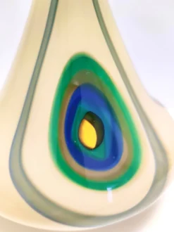 Bouteille en verre beige soufflée à la main, Italie