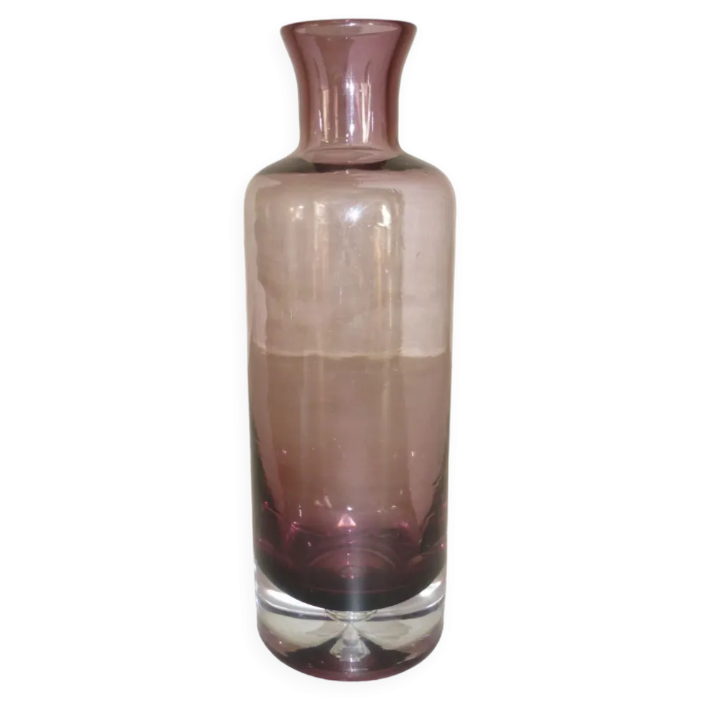 Bouteille en verre couleur prune avec bulle