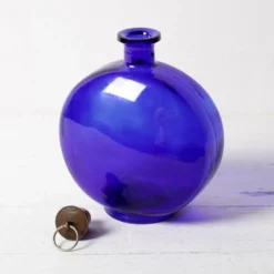 Bouteille en verre du milieu du siècle avec bouchon en pièce / Ruda Glasbruk / Suède / années 1970