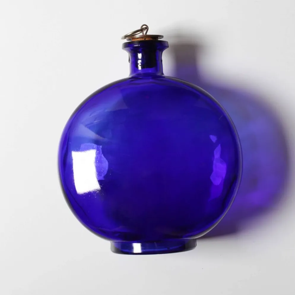 Bouteille en verre du milieu du siècle avec bouchon en pièce / Ruda Glasbruk / Suède / années 1970