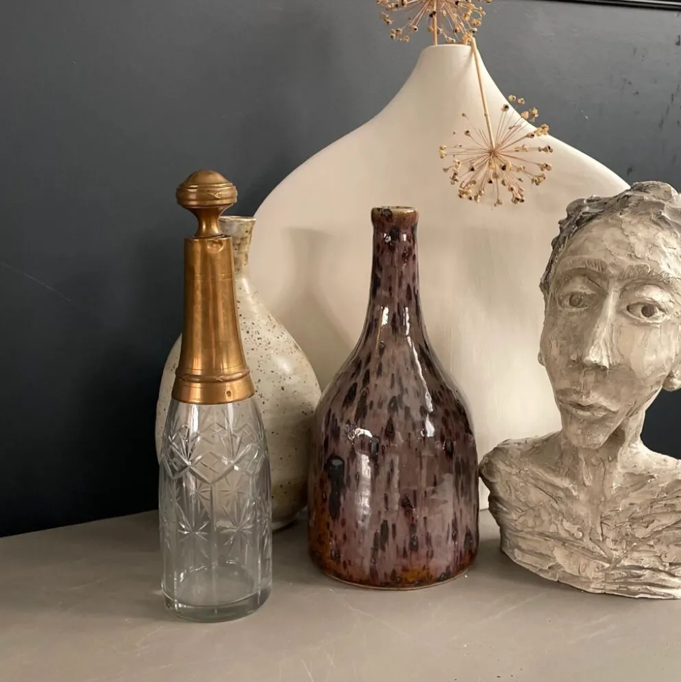 Bouteille flacon en verre ciselé et cuivre