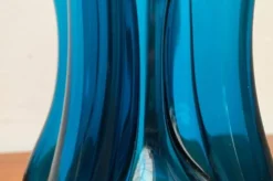 Bouteille Kluk Kluk en verre bleu danois vintage de Holmegaard, années 1970