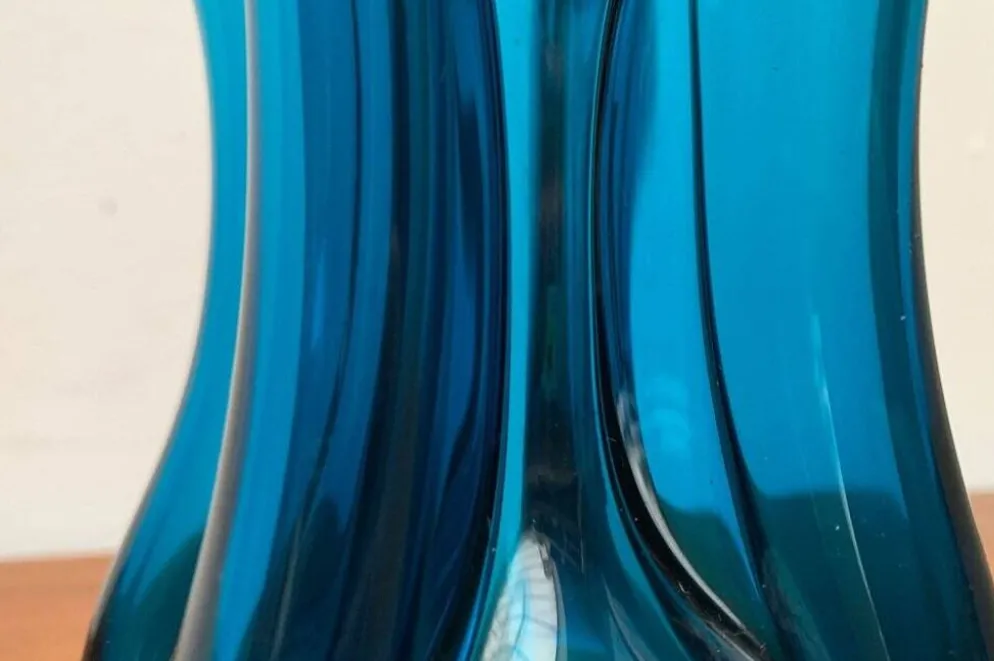 Bouteille Kluk Kluk en verre bleu danois vintage de Holmegaard, années 1970