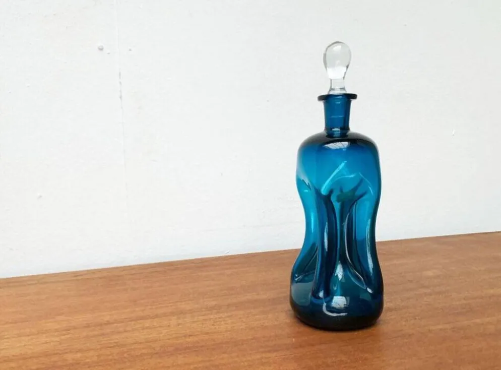 Bouteille Kluk Kluk en verre bleu danois vintage de Holmegaard, années 1970