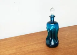 Bouteille Kluk Kluk en verre bleu danois vintage de Holmegaard, années 1970