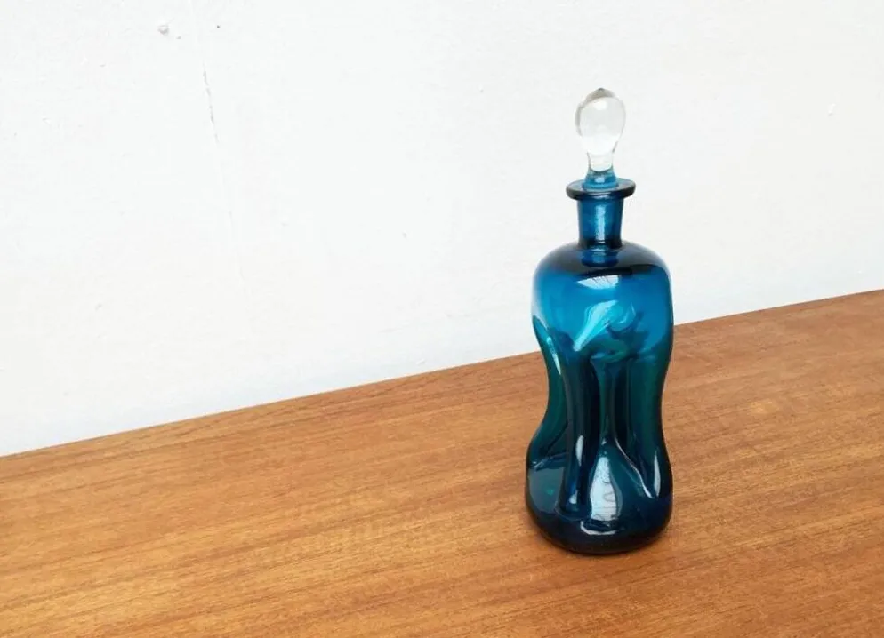 Bouteille Kluk Kluk en verre bleu danois vintage de Holmegaard, années 1970