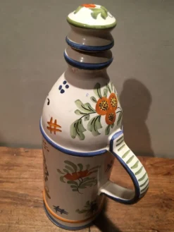 Bouteille à liqueur "Pineau" en faïence