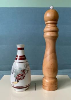 Bouteille à saké japonaise vintage en porcelaine – Kutani – H15 cm