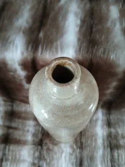2 bouteilles anciennes en grès vernisse