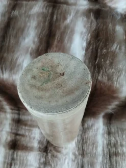 2 bouteilles anciennes en grès vernisse