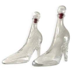 2 bouteilles flacons verre vintage modèle déposé kefla france talons hauts