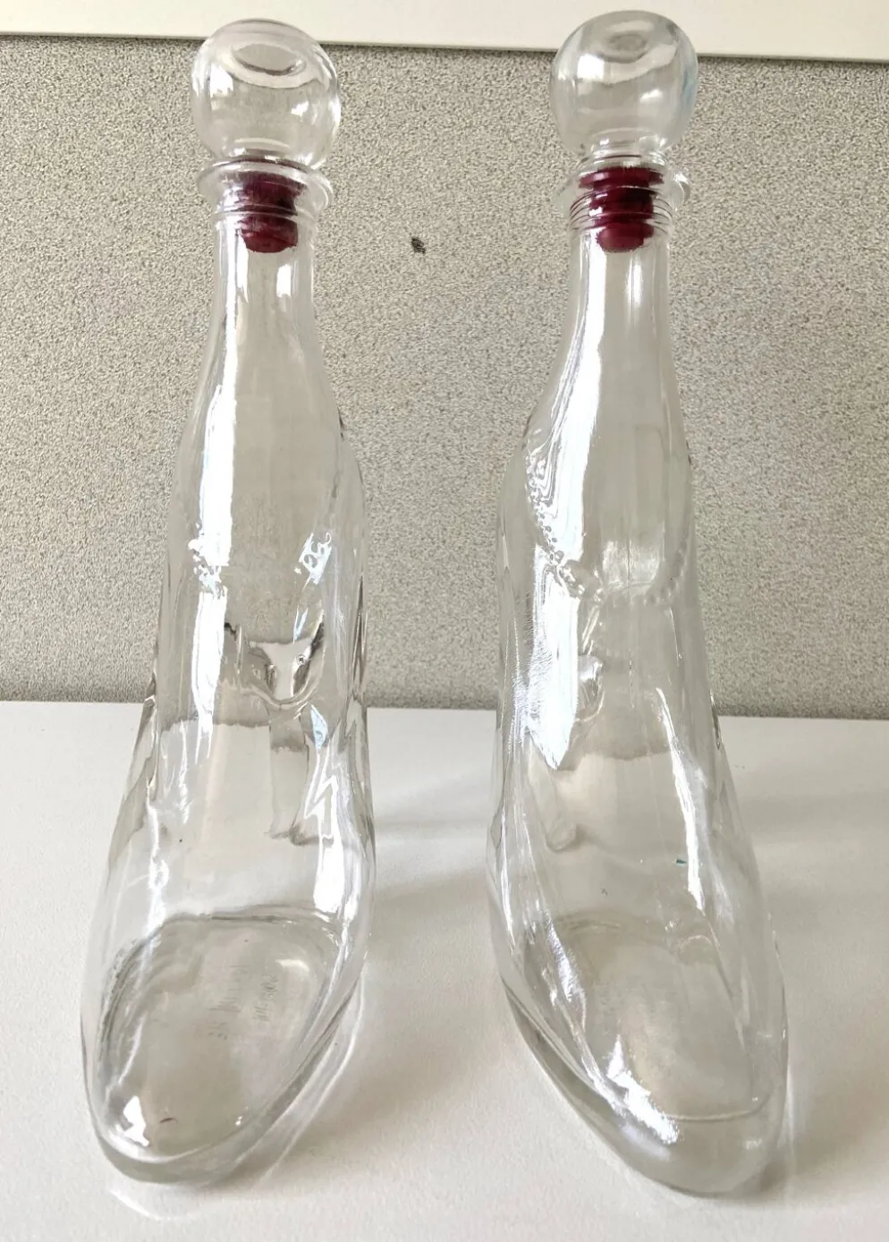 2 bouteilles flacons verre vintage modèle déposé kefla france talons hauts