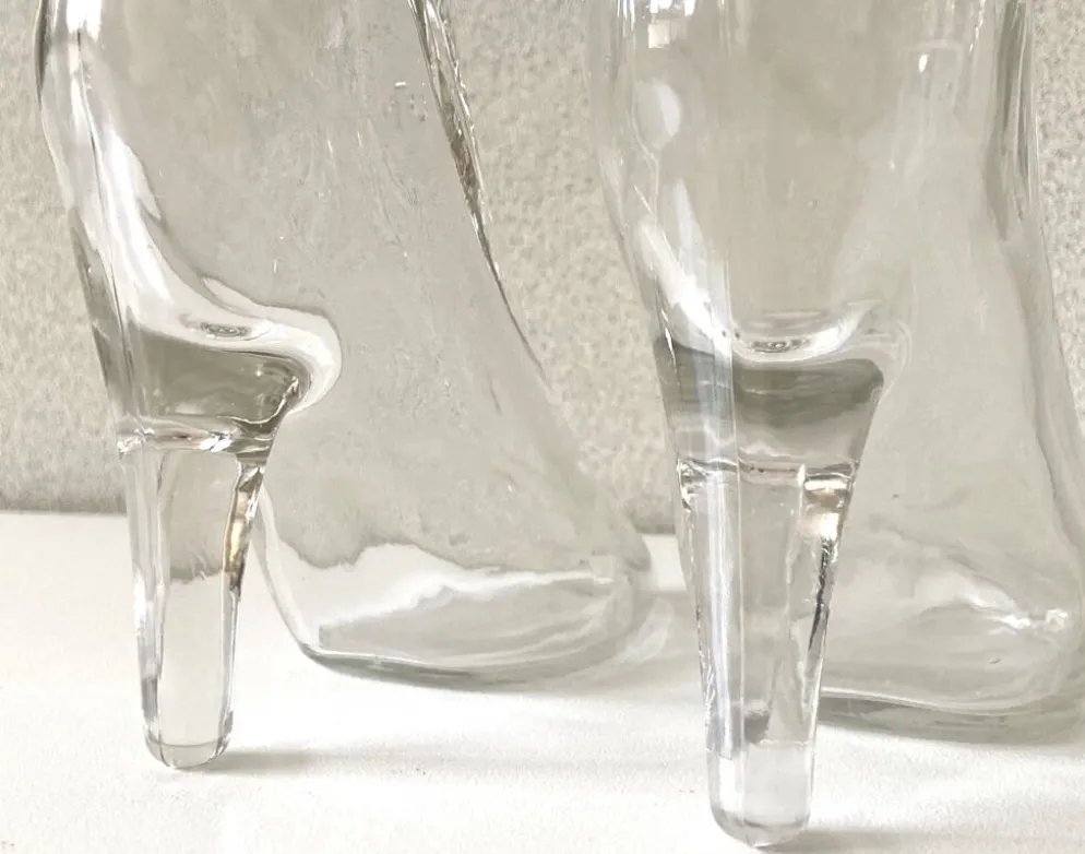 2 bouteilles flacons verre vintage modèle déposé kefla france talons hauts