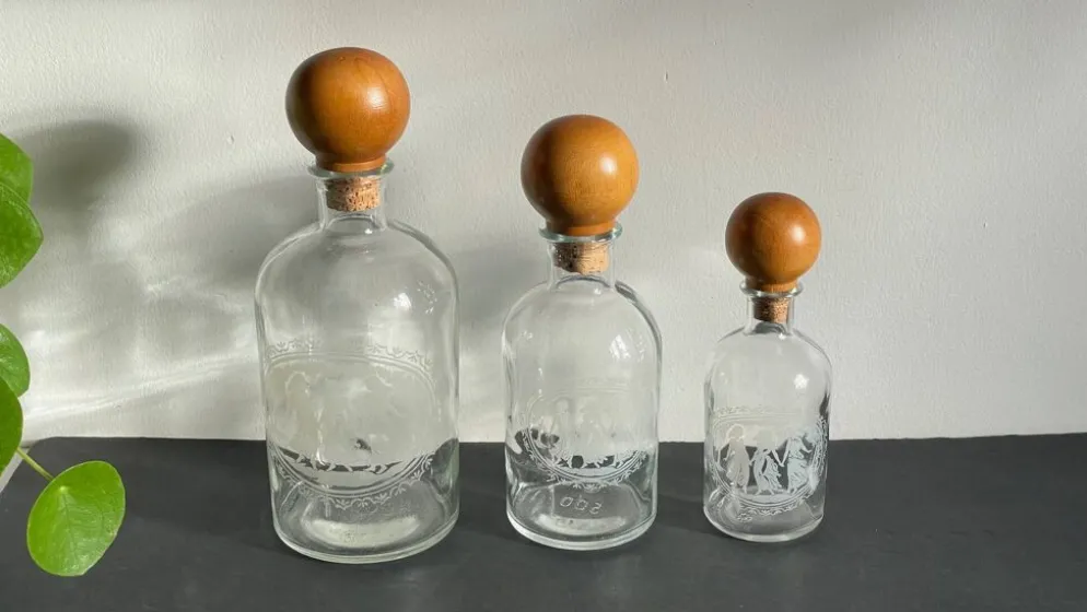 BOUTEILLES Verre Gravé et Bois VINTAGE