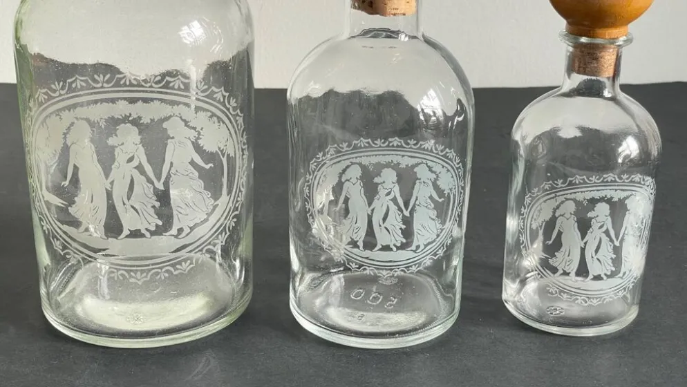BOUTEILLES Verre Gravé et Bois VINTAGE