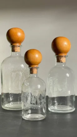 BOUTEILLES Verre Gravé et Bois VINTAGE