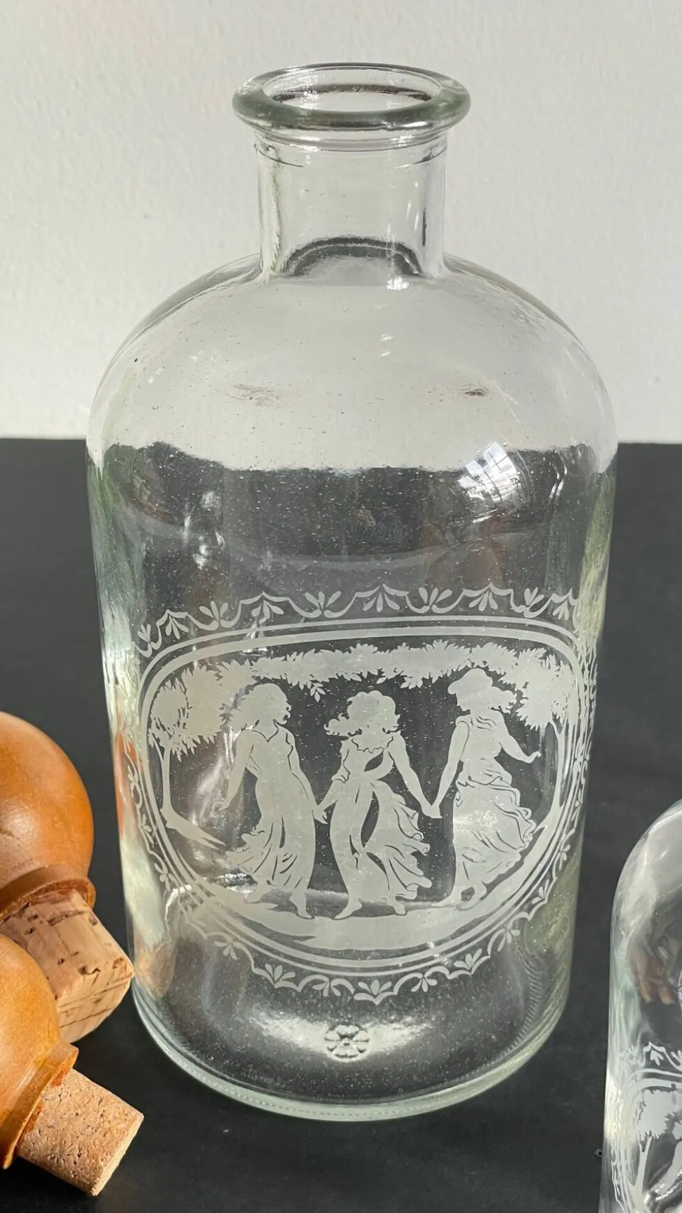 BOUTEILLES Verre Gravé et Bois VINTAGE