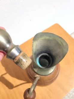 Bouteille thermos vintage en bois tourné signée T. Ergök
