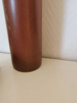 bouteille , vase , soliflore en grès vernissé marron