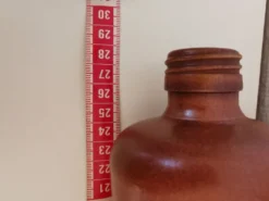 bouteille , vase , soliflore en grès vernissé marron