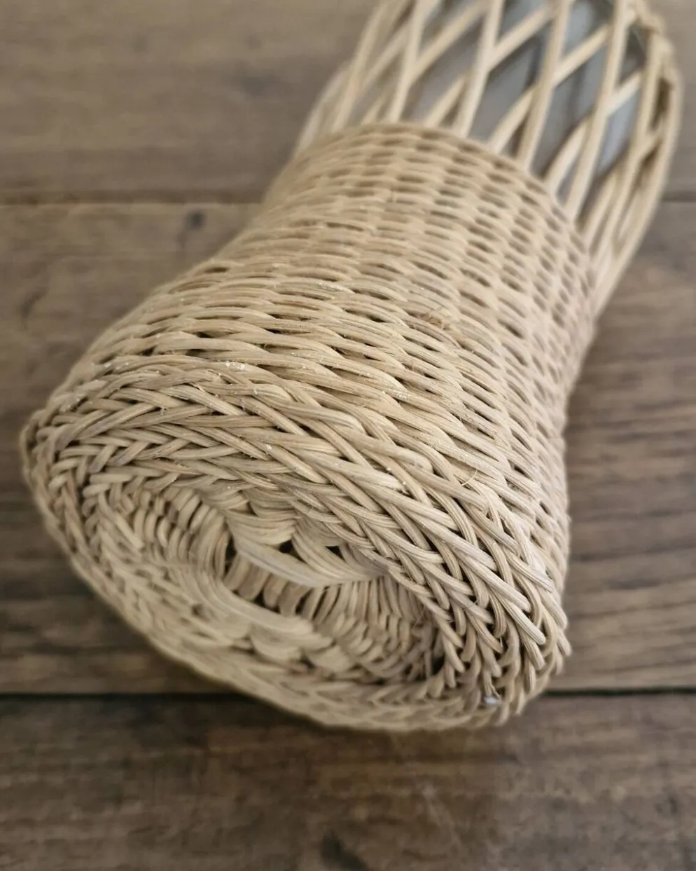 Bouteille verre et osier