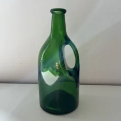 Bouteille verte en verre