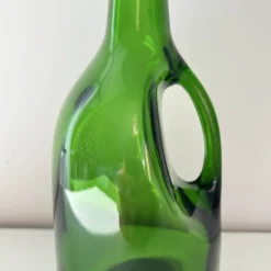 Bouteille verte en verre